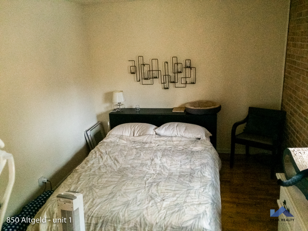 848-50 W. Altgeld St. 848-50 W. Altgeld St., Chicago, IL 60614 Lincoln Park - Leasing by Cross Street